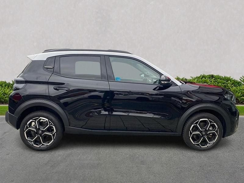 Used Citroën e-C3 83 kW (113 HP) 2025 Black Hatchback