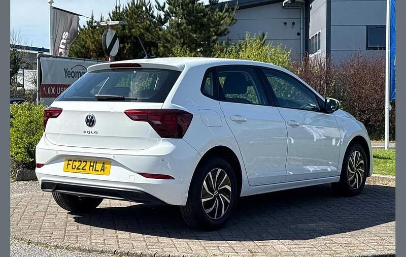 Used VW Polo Life 95 HP (69 kW) 2022 White Hatchback
