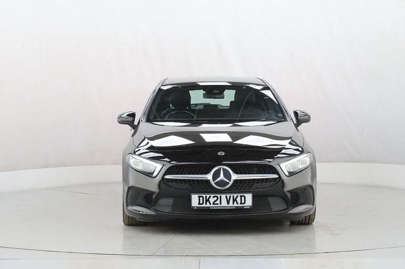 Used Mercedes A150 150 HP (110 kW) 2021 Black Hatchback