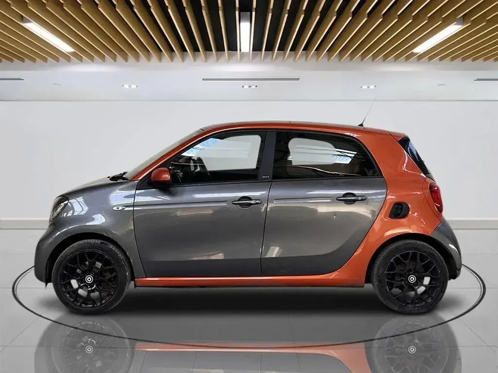 Used Smart ForFour Edition #1 71 HP (52 kW) 2015 Grey Hatchback
