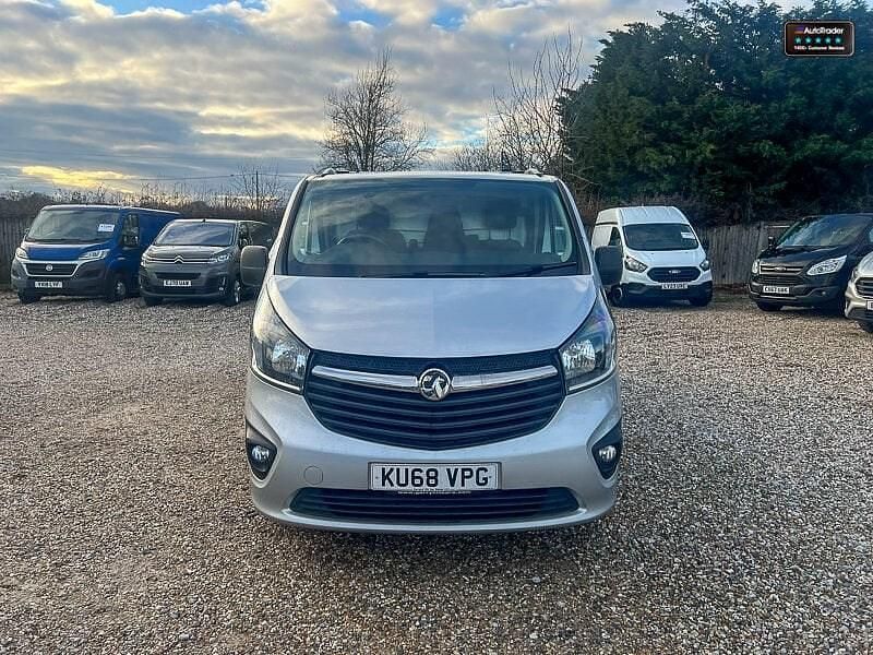 Used Vauxhall Vivaro Sportive 120 HP (88 kW) 2019 Silver MPV