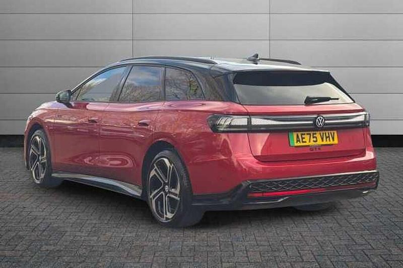 Used VW ID.7 GTX 250 kW (340 HP) 2025 Kings red with black roof Hatchback