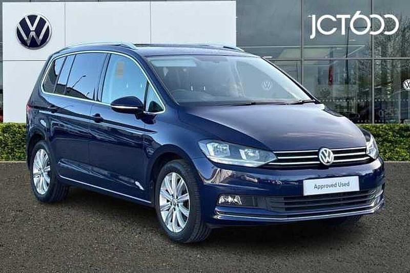 Used VW Touran SEL 150 HP (110 kW) 2019 Blue MPV