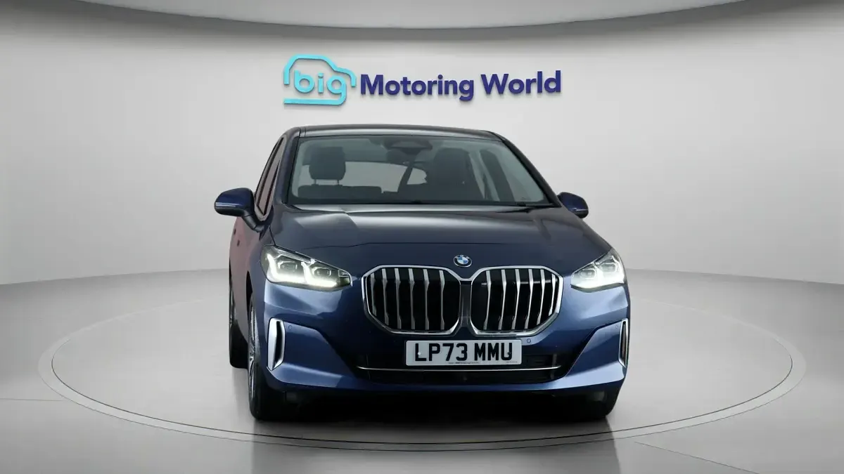 Used BMW 220 Luxury Line 154 HP (113 kW) 2024 Coupe
