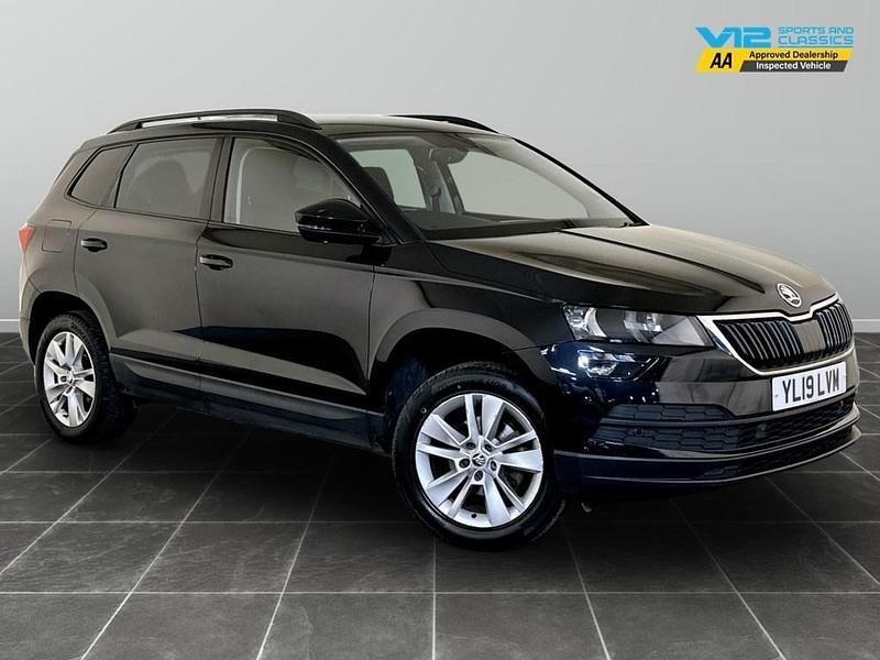 Black Used 2019 Skoda Karoq SE Technology SUV | £9,495 (Good price) - Image 1/2