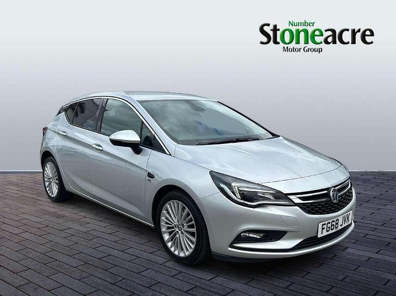 Silver Used 2018 Vauxhall Astra Elite Hatchback | £8,929 (Fair price) - Image 1/4