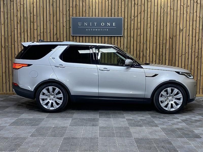 Used Land Rover Discovery 5 HSE Luxury 306 HP (225 kW) 2019 Silver SUV