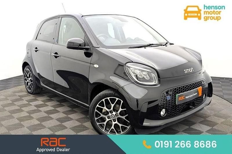 Black Used 2022 Smart ForFour Electric Drive Exclusive Hatchback | £8,799 (Fair price) - Image 1/1