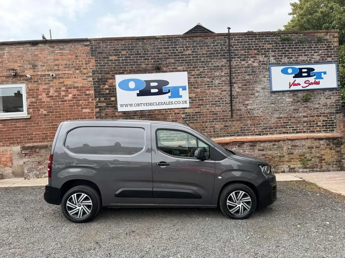 Used Peugeot Partner 2019 Grey MPV