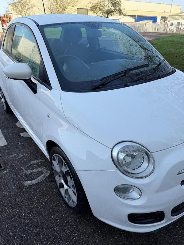 Used Fiat 500 S 85 HP (62 kW) 2013 White Hatchback