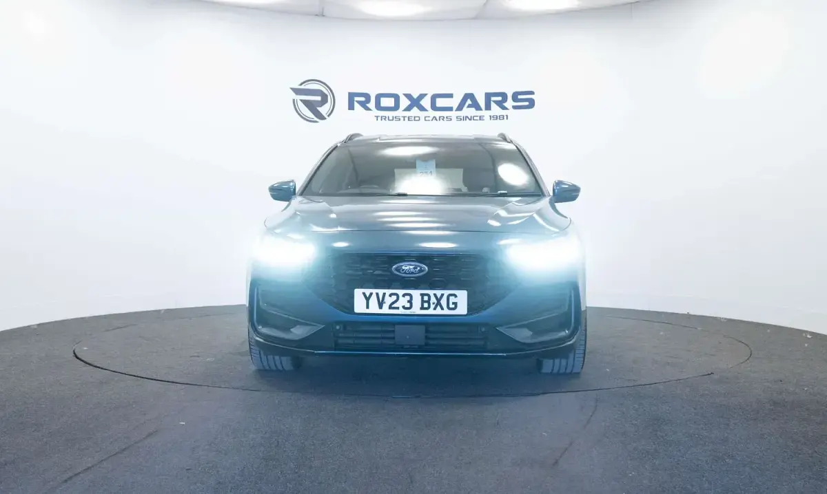 Used Ford Focus ST-Line X 152 HP (111 kW) 2023 Blue Estate