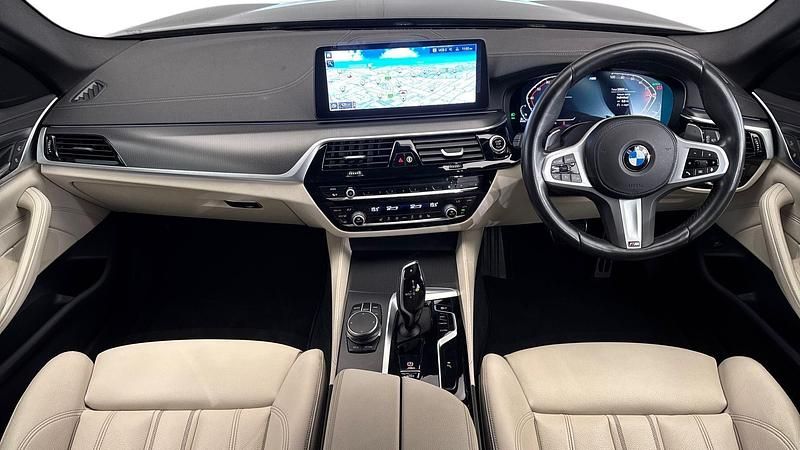 Used BMW 530 M Sport 286 HP (210 kW) 2022 Grey Estate