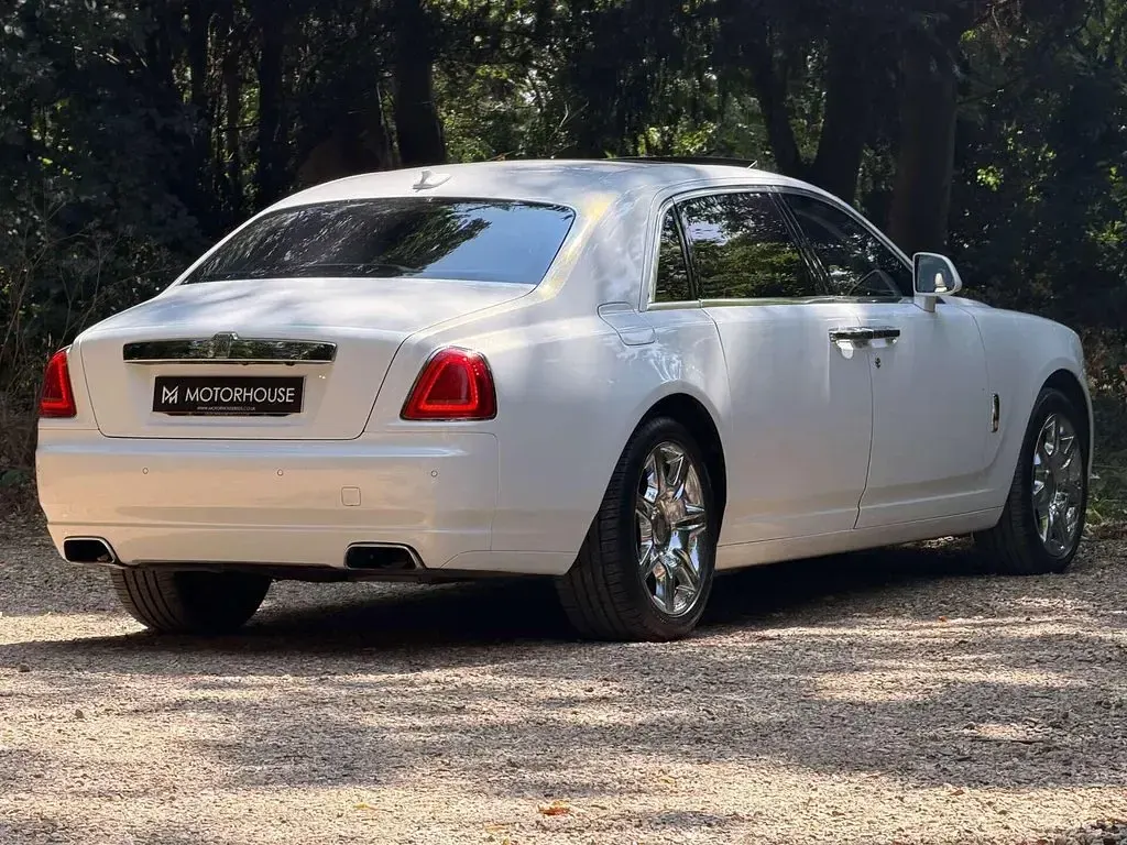 Used Rolls Royce Ghost 563 HP (414 kW) 2012 Blue Sedan