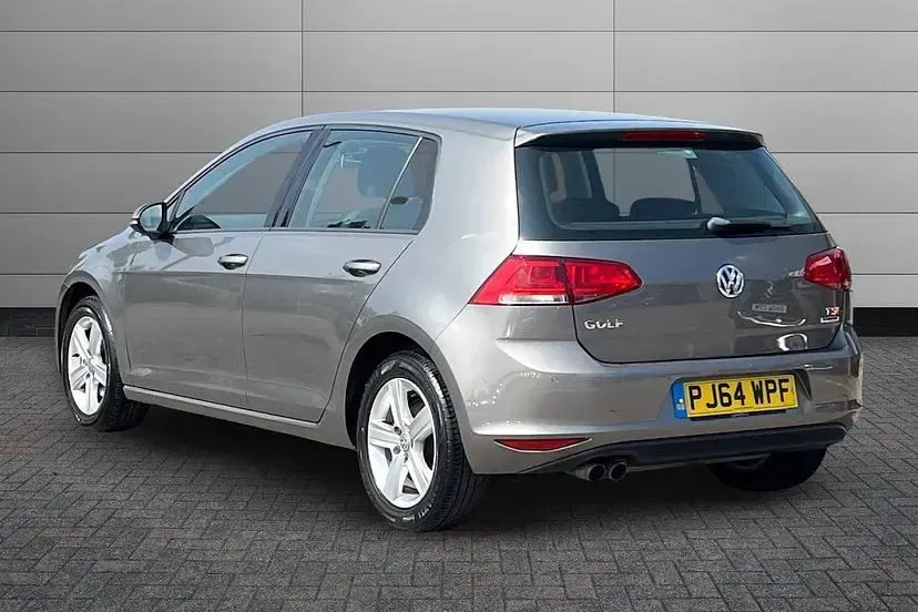 Used VW Golf VII Match 120 HP (88 kW) 2014 Limestone grey Hatchback
