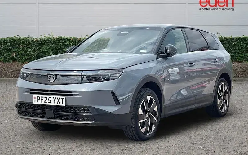 New Vauxhall Grandland X 136 HP (100 kW) 2025 Grey SUV