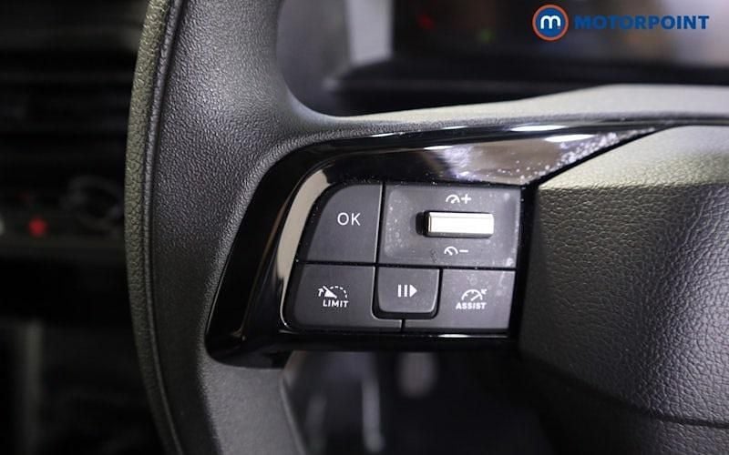 Used Peugeot Expert 120 HP (88 kW) 2025 Van