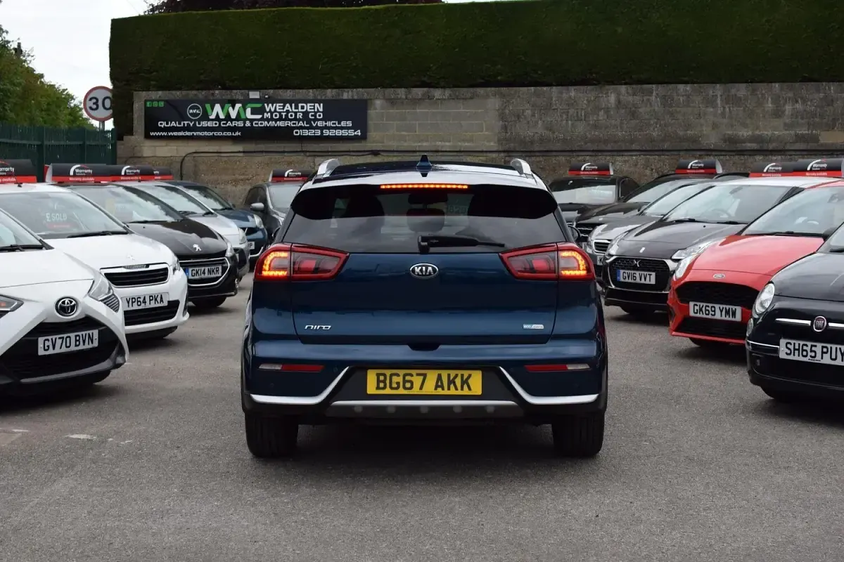 Used Kia Niro 141 HP (103 kW) 2017 Blue SUV
