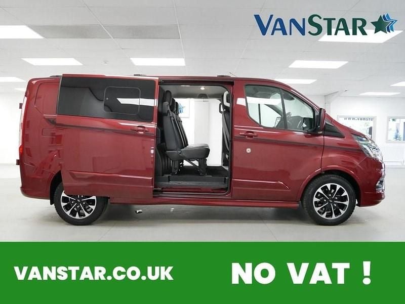 Used Ford Transit Custom Sport 185 HP (136 kW) 2021 Red Estate