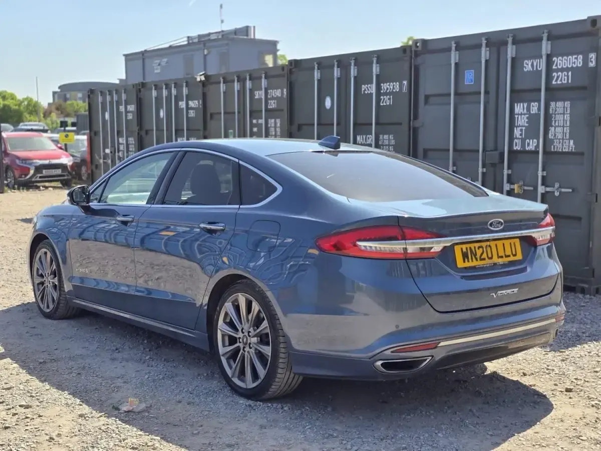 Second-hand Ford Mondeo Vignale 187 CP (137 kW) 2020 Albastru Berlinǎ