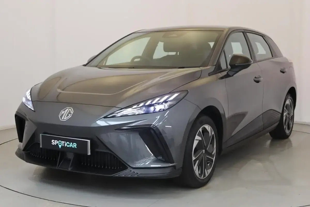 Used MG MG4 EV SE 147 kW (200 HP) 2023 Grey Hatchback
