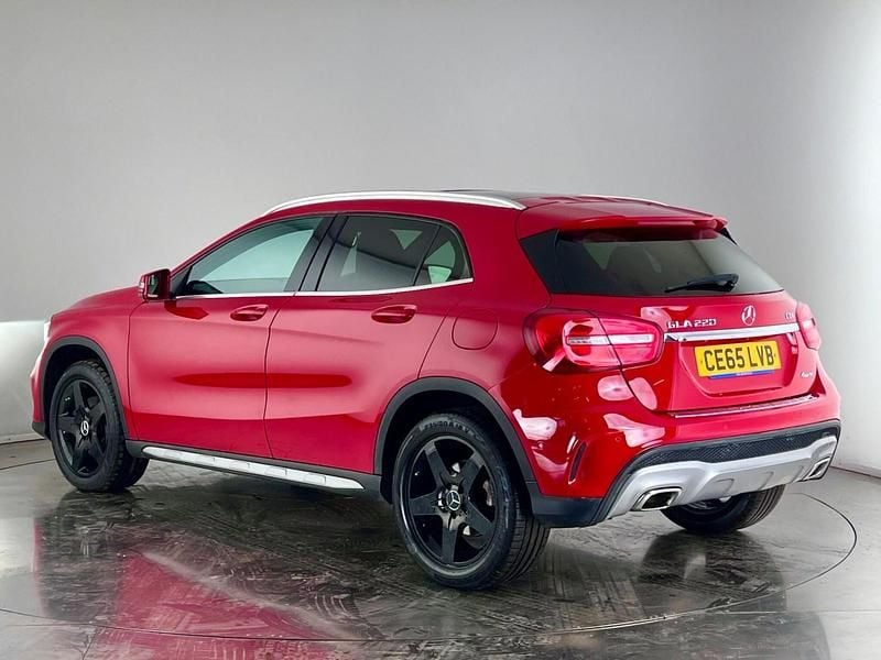 Used Mercedes GLA220 AMG line 170 HP (125 kW) 2015 Red SUV