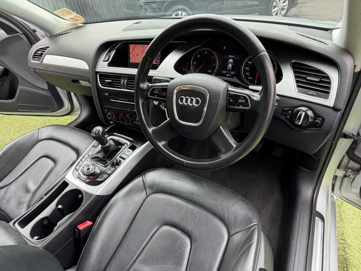 Used Audi A4 2011 Silver Sedan
