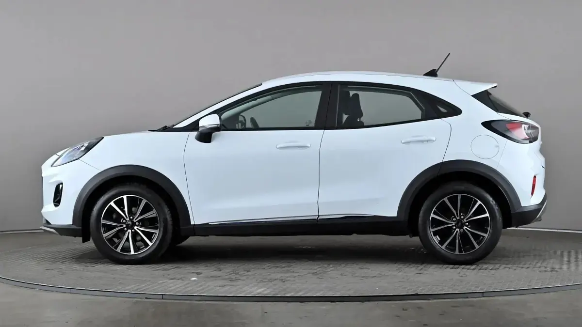 Second-hand Ford Puma Titanium 155 CP (114 kW) 2023 Alb SUV