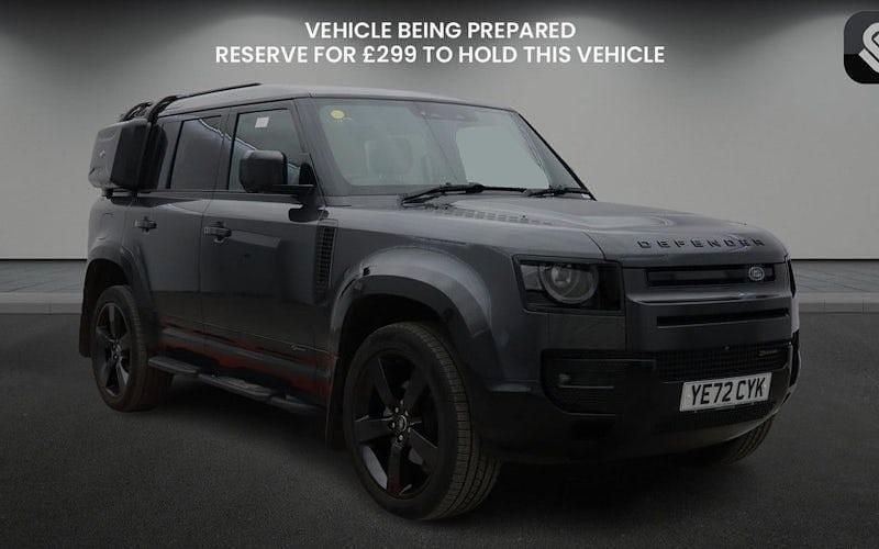 Used 2024 Land Rover Defender SE Dynamic SUV | £54,150 (Good price) - Image 1/4