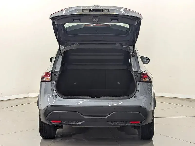 Used Nissan Qashqai Acenta Premium 140 HP (102 kW) 2023 Grey SUV