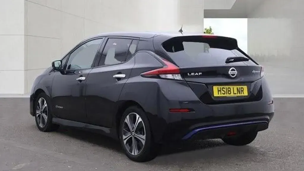 Used Nissan Leaf 39 kW (54 HP) 2018 Hatchback