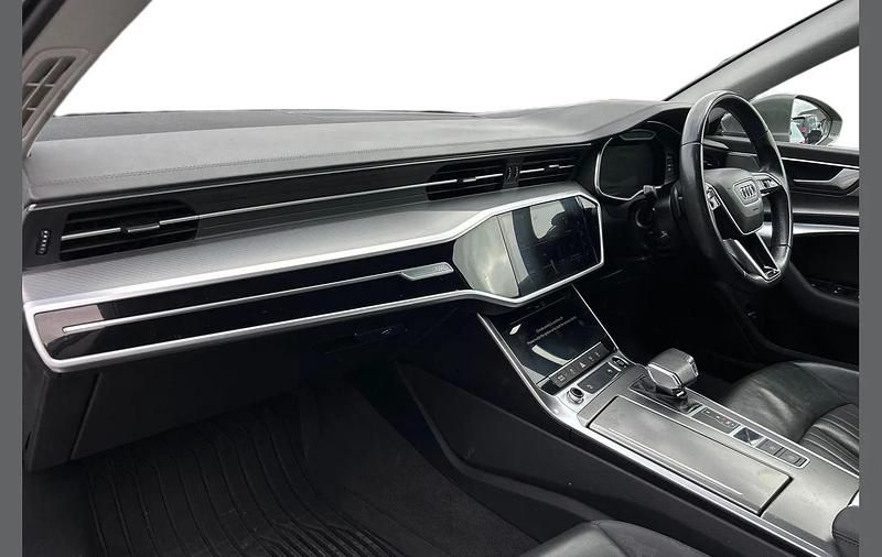 Używany Audi A6 Sport 200 KM (147 kW) 2023 Szary Kombi