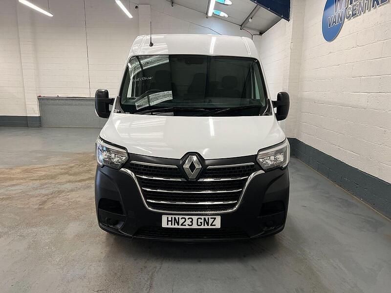Used Renault Master Business 2023 White Van