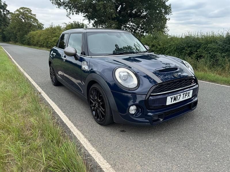 Blue Used 2017 Mini Cooper SD Hatch Hatchback | £9,490 (A bit pricey) - Image 1/4