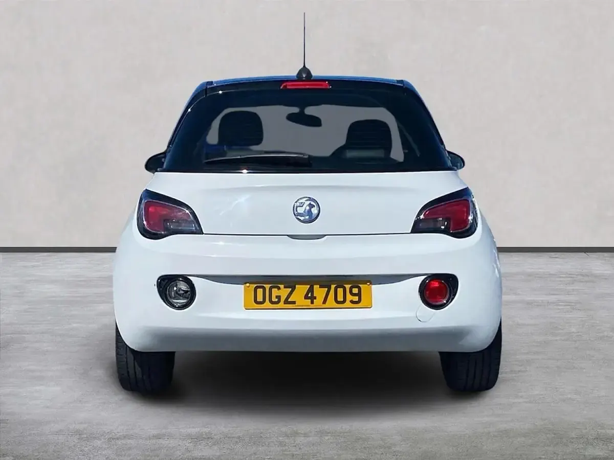 Używany Vauxhall Adam 2019 Biały Hatchback