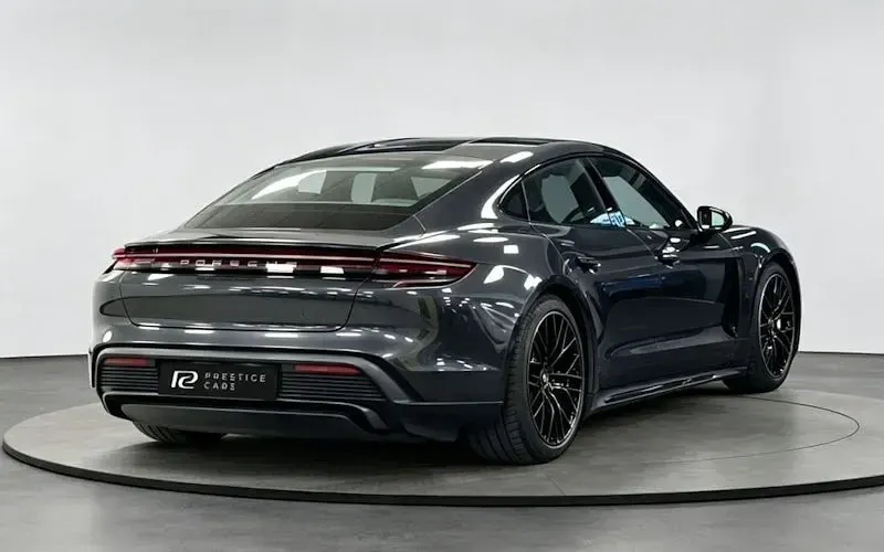 Used Porsche Taycan 300 kW (408 HP) 2023 Sedan