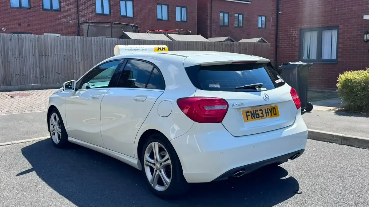 Used Mercedes A180 2013 White Hatchback