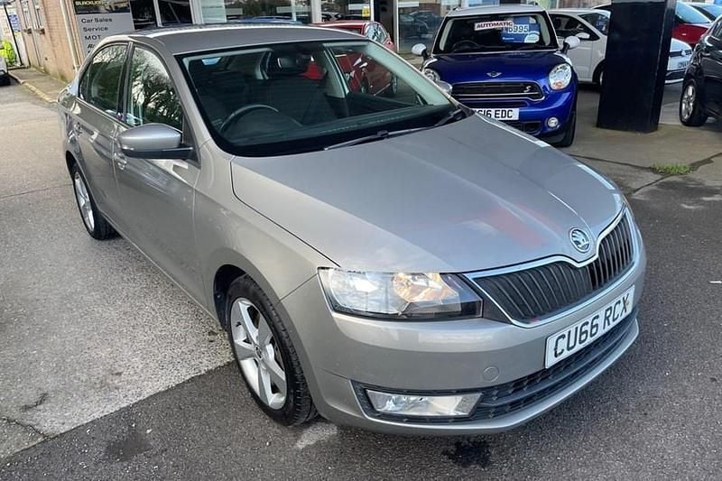 Used Skoda Rapid SE L 110 HP (80 kW) 2016 Beige Hatchback