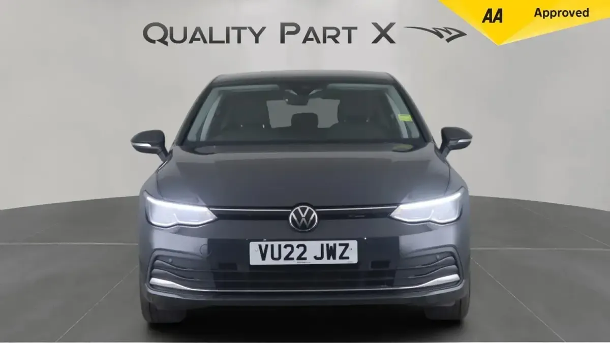 Used VW Golf VIII Active 150 HP (110 kW) 2022 Grey Hatchback