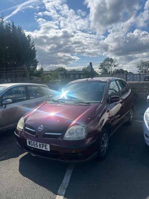 Red Used 2005 Nissan Almera Tino S MPV | £799 - Image 1/4