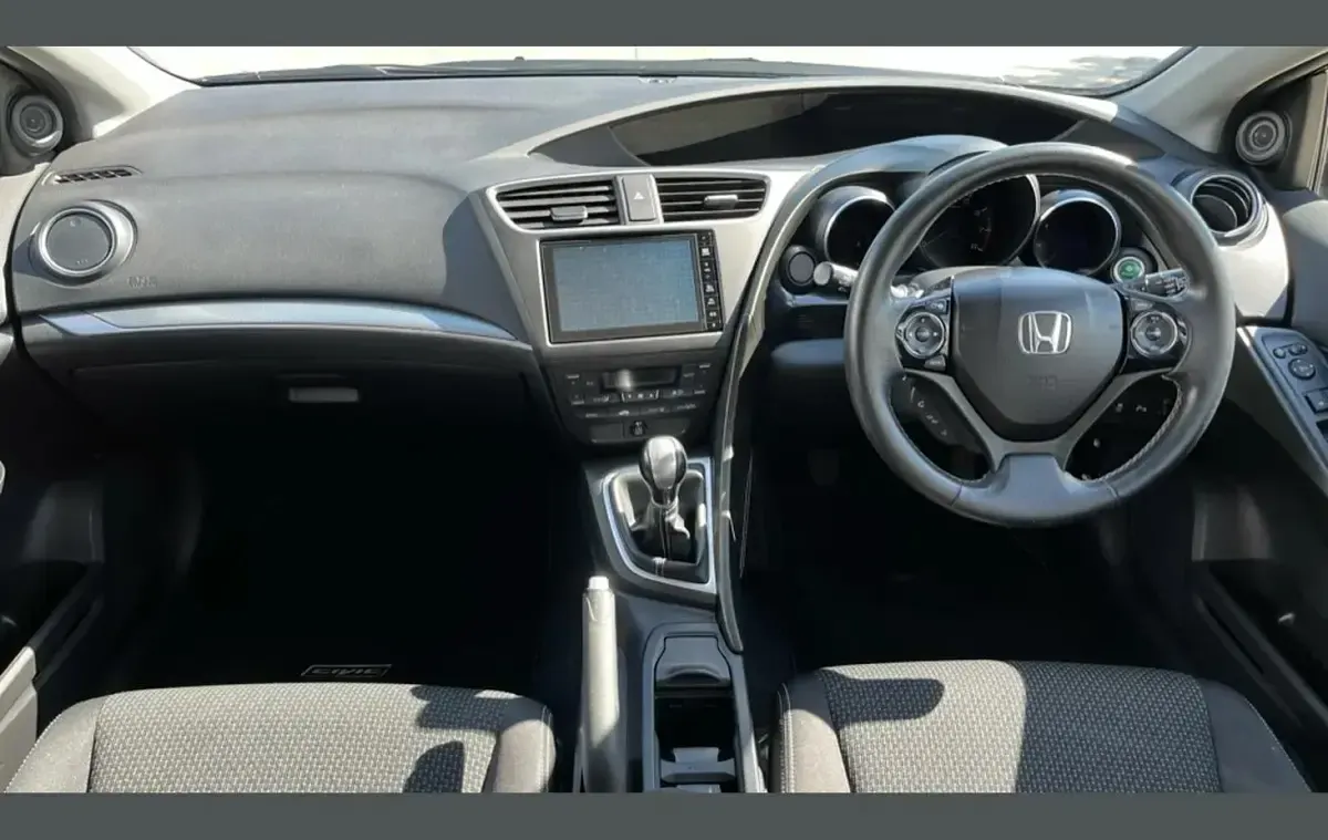 Used Honda Civic SE Plus 139 HP (102 kW) 2016 Black Hatchback