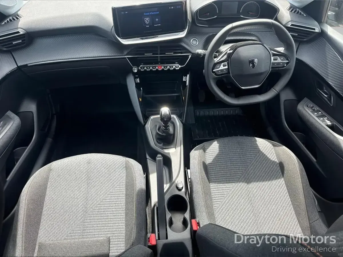 New Peugeot 208 Style 100 HP (73 kW) 2026 White Hatchback