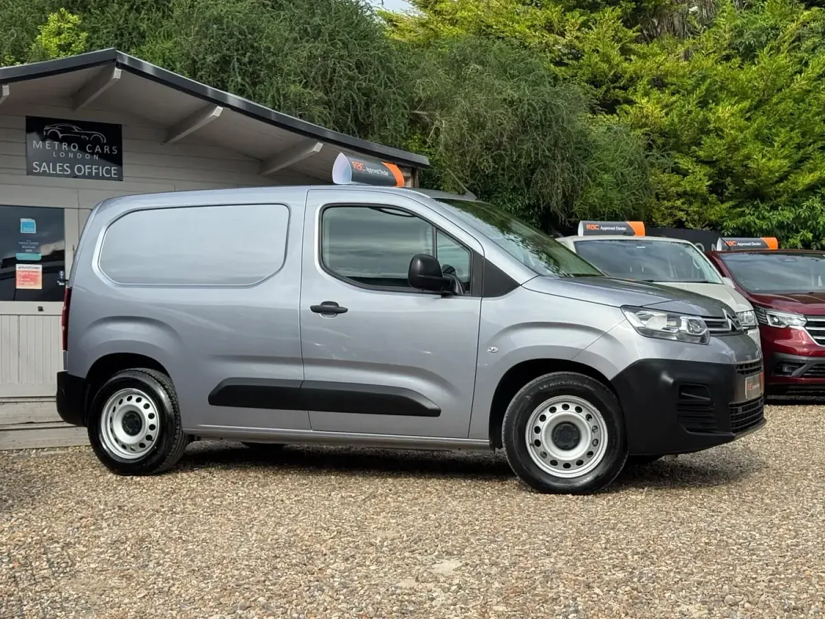 Used Citroën e-Berlingo 100 kW (136 HP) 2023 Grey MPV