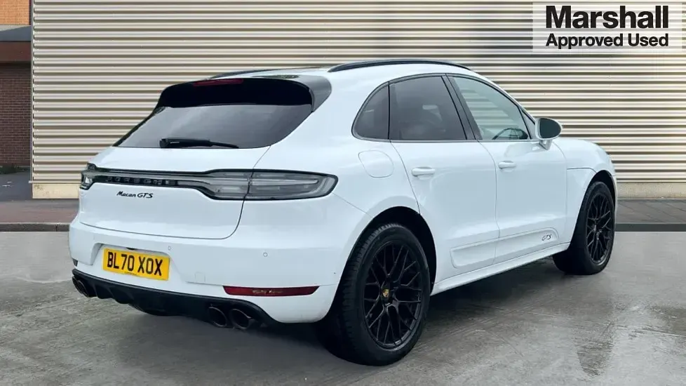 Used Porsche Macan 380 HP (279 kW) 2020 White SUV
