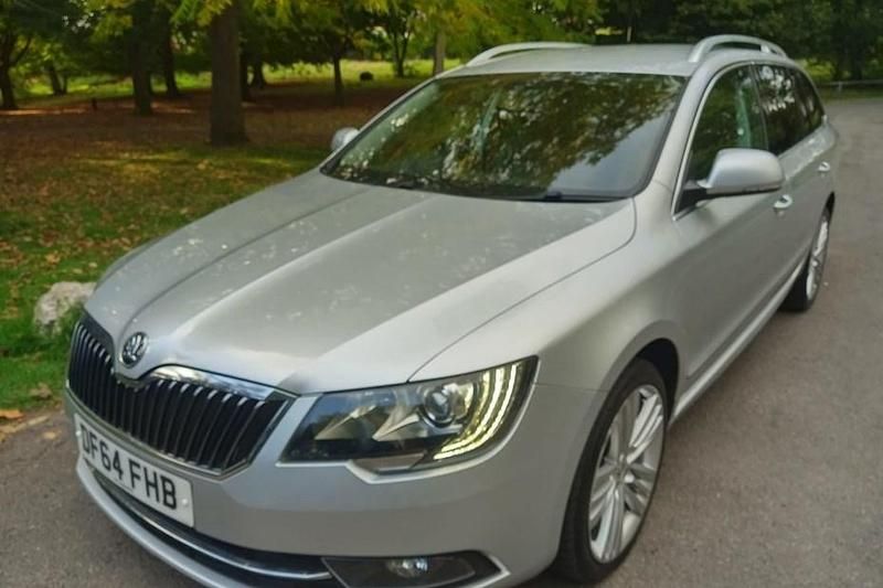 Silver Used 2015 Skoda Superb Elegance Estate | £10,995 (Good price) - Image 1/1