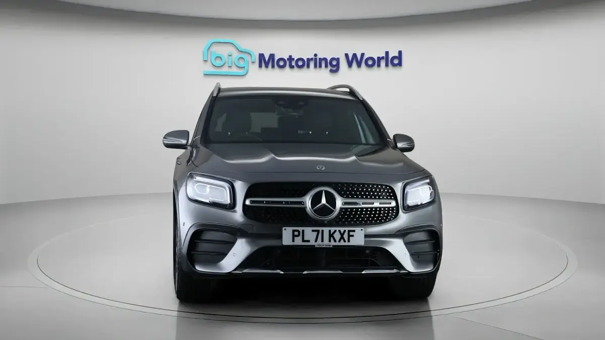 Used Mercedes GLB200 AMG line 163 HP (119 kW) 2021 Grey SUV