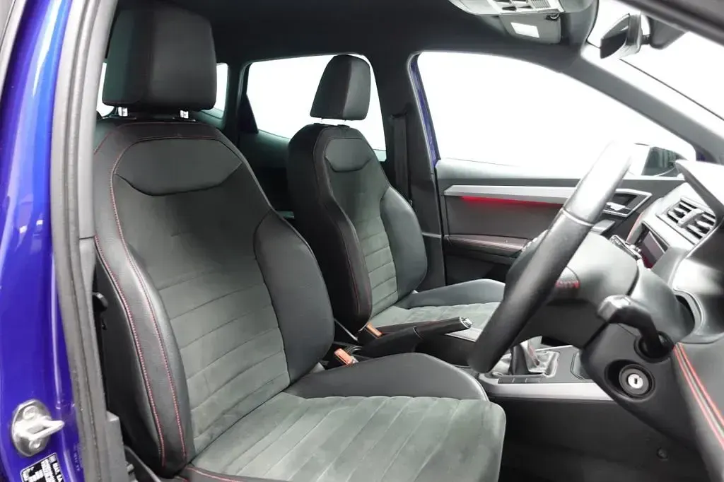 Used Seat Arona FR Sport 150 HP (110 kW) 2019 Blue SUV