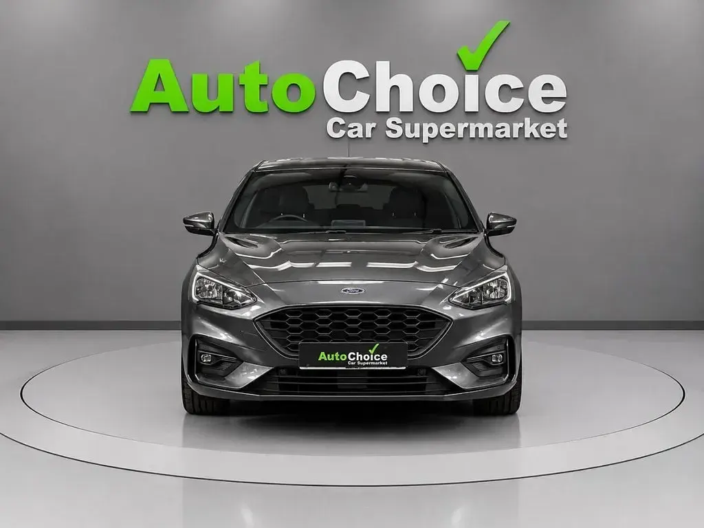 Used Ford Focus ST-Line X 125 HP (91 kW) 2018 Grey Hatchback