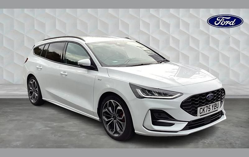 Used Ford Focus ST-Line X 153 HP (112 kW) 2025 White Estate