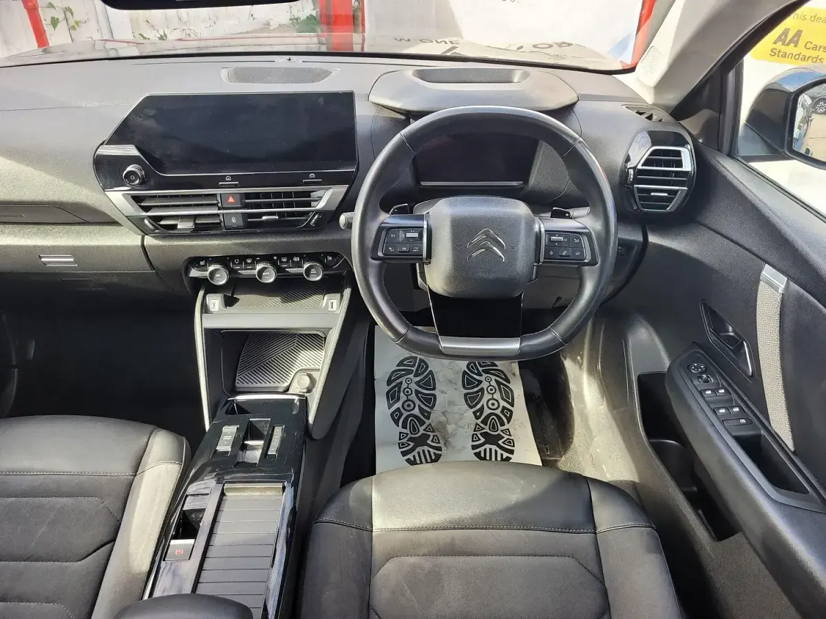 Used Citroën C4 PureTech 2023 Black SUV