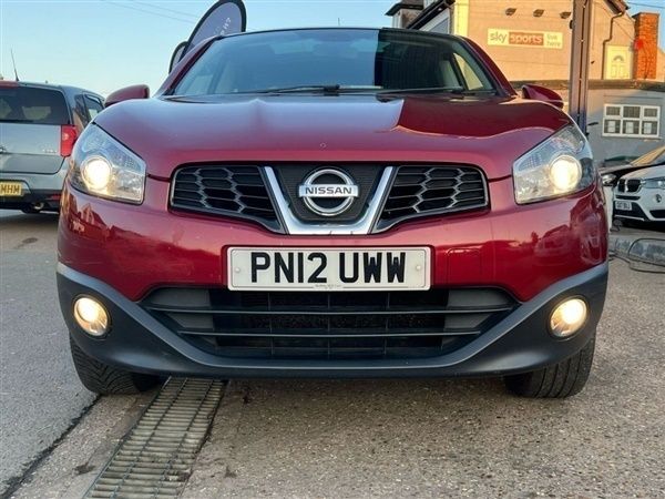 Red Used 2012 Nissan Qashqai Acenta SUV | £3,682 (Fair price) - Image 1/1